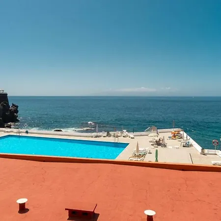 Live Puerto Santiago Europa Ii *
